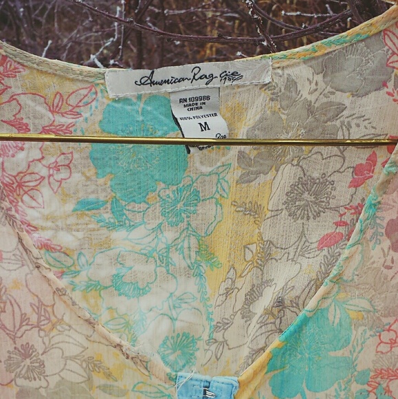 Flowy, ruffley floral chiffon tunic - Picture 3 of 4